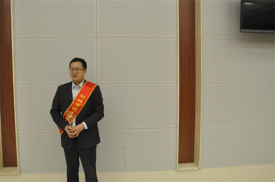 山东鲁泰建材科技集团副总经理张深荣获肥城市优 秀青年企业家荣誉称号